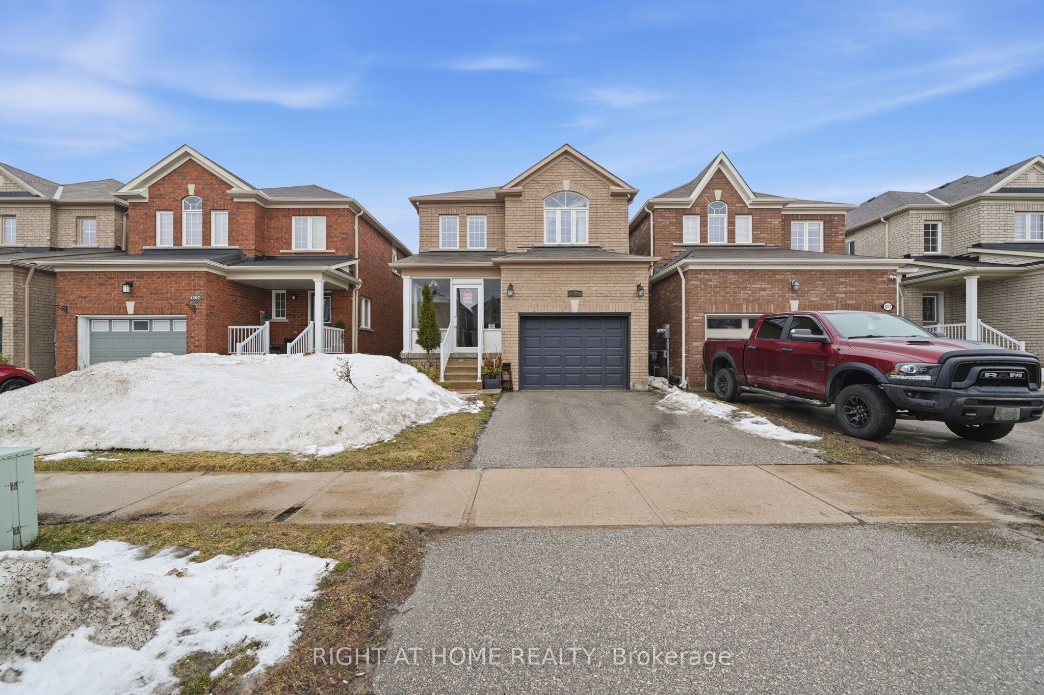 1209 Mary Lou Street, Innisfil, ON, L9S 0C2