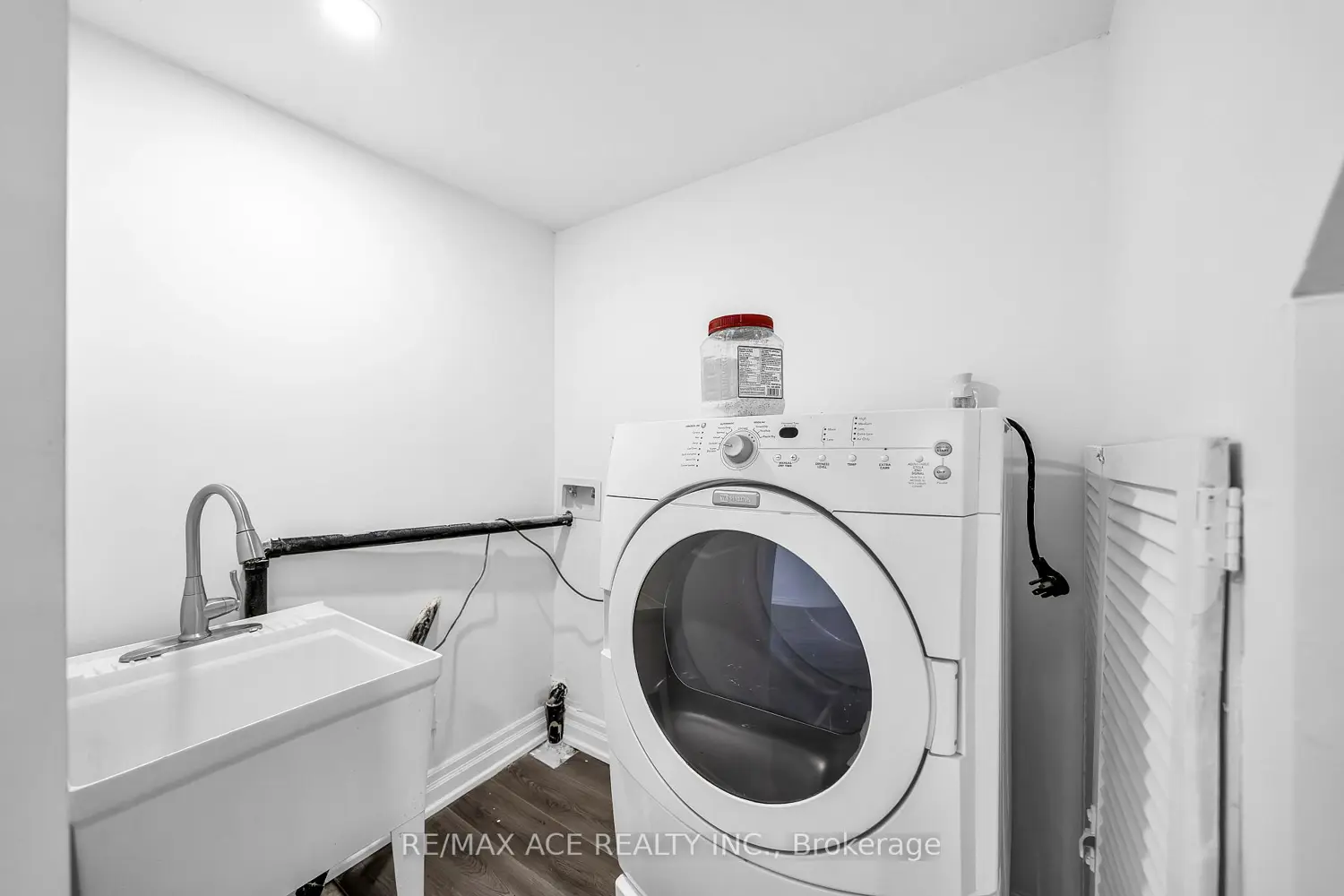 Additional image 19 of 4 Broughton Court