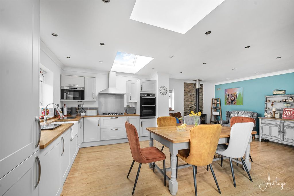 Additional image 7 of 3 bed detached bungalow for saleGilfach Road, Neath SA10