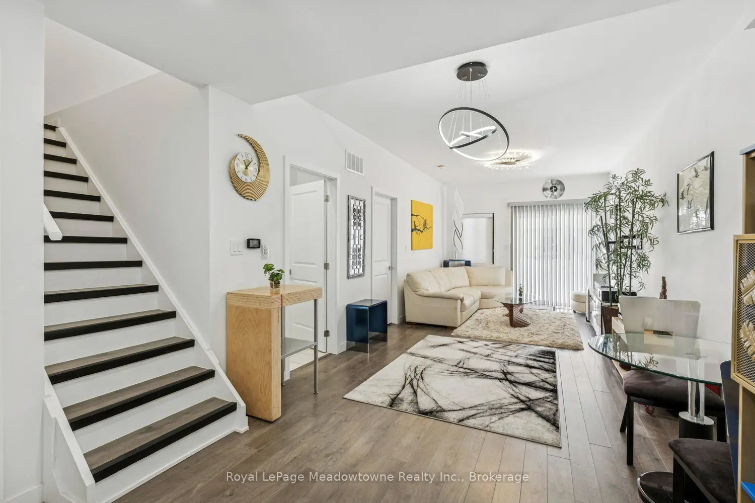 Additional image 5 of 366 Alberta Street