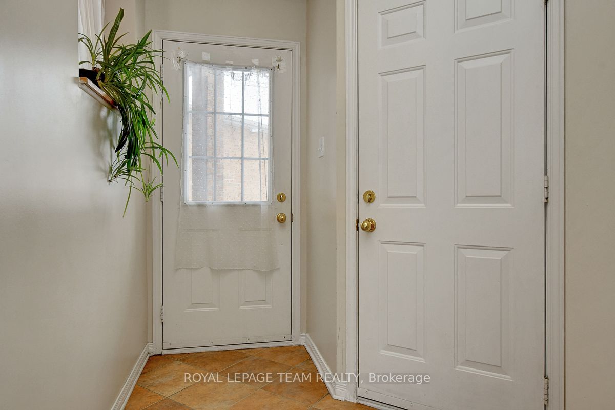 Additional image 3 of 57 Cargrove Private, Ottawa, ON, K1K 4Y7
