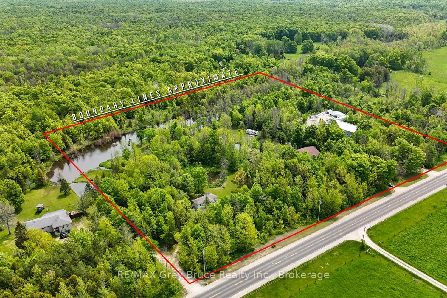 Additional image 15 of 1033 Bruce Road 9