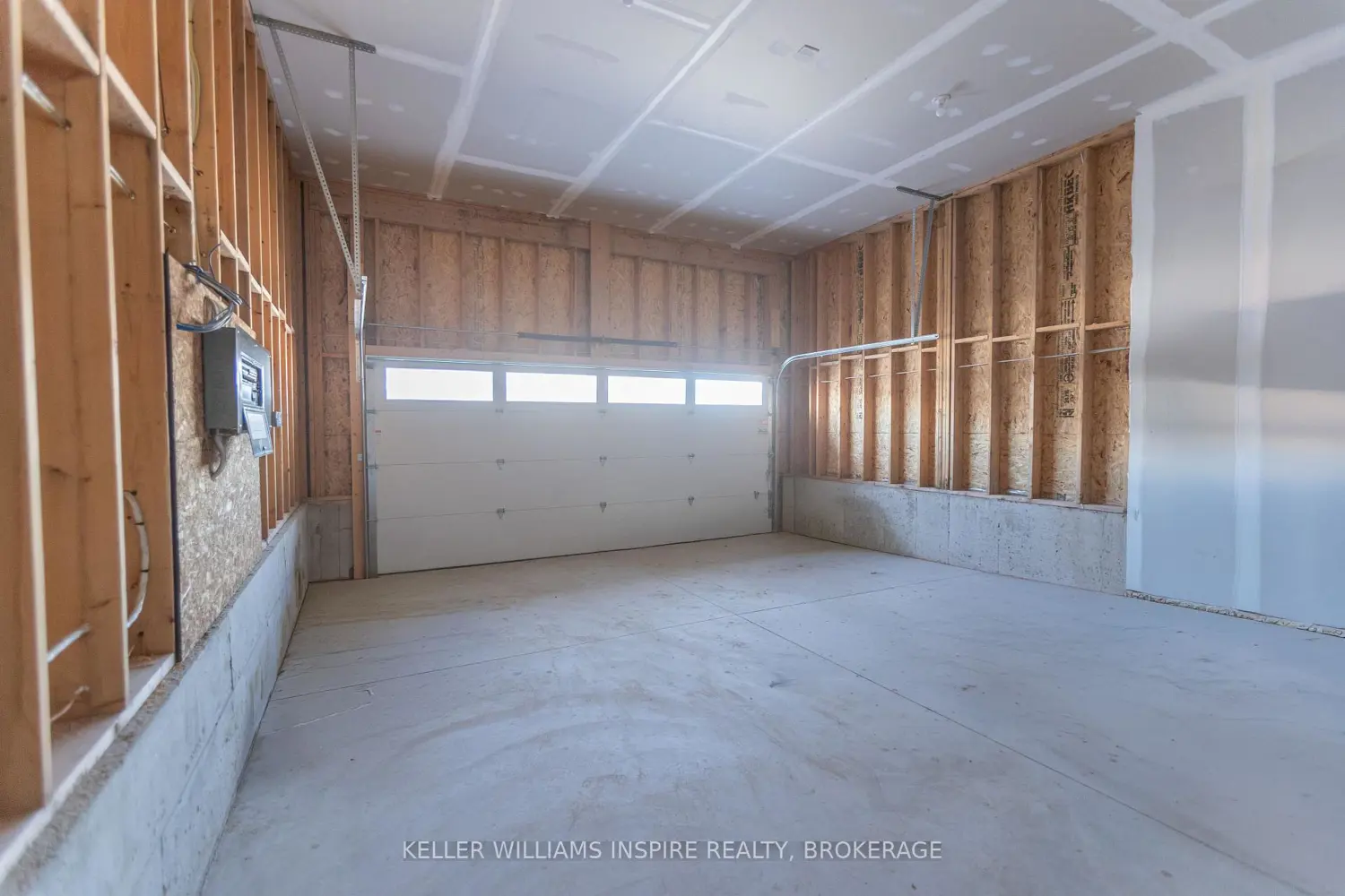 Additional image 20 of 37 Dusenbury Drive