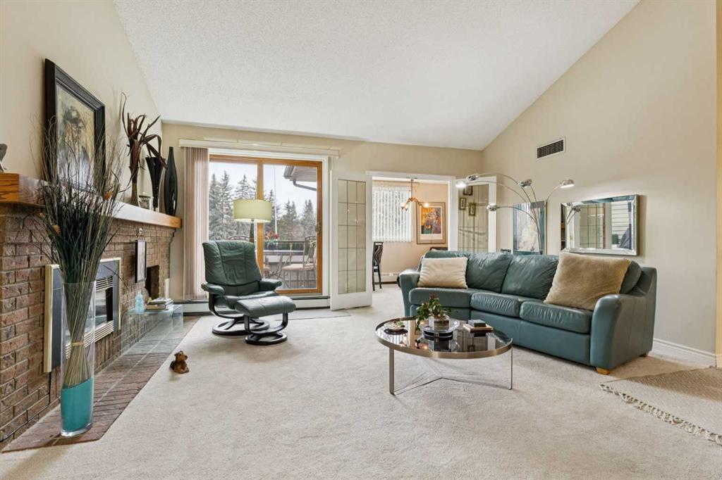 Additional image 3 of 302-2425 90 Avenue SW, Calgary, AB, T2V4X8