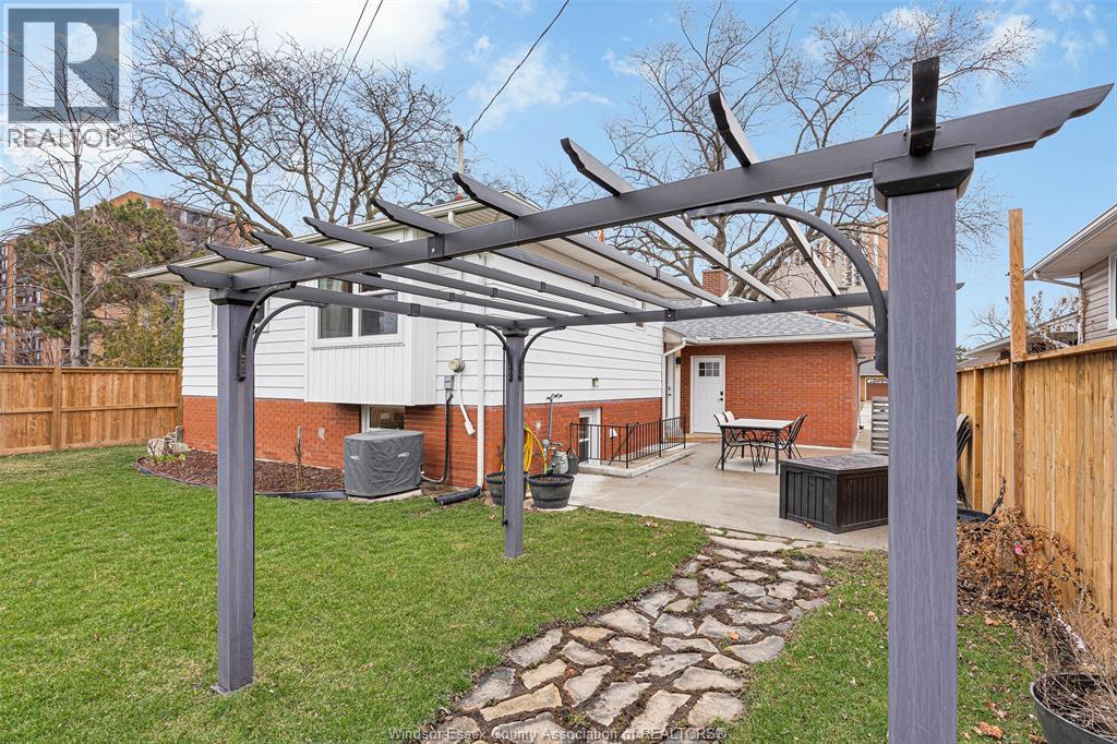 Additional image 5 of 307 Betty Drive, Windsor, ON, N8S3W9