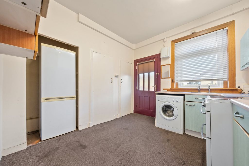 Additional image 11 of 2 bed flat for saleNewlands Road, Grangemouth FK3