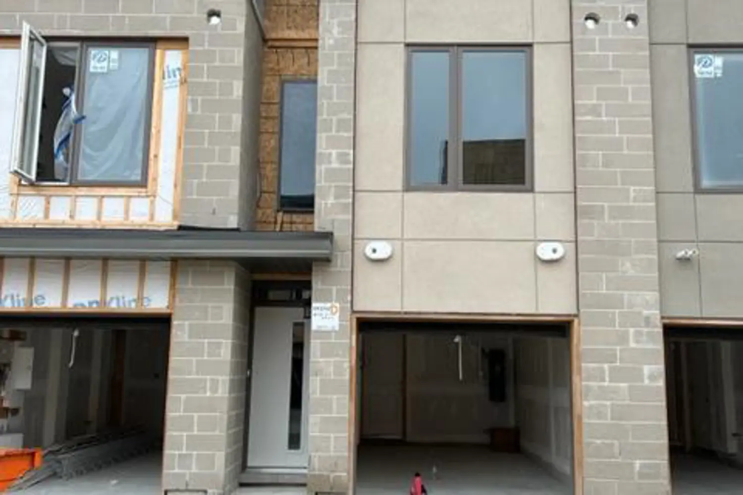 Additional image 2 of 4 Winters Crescent 16