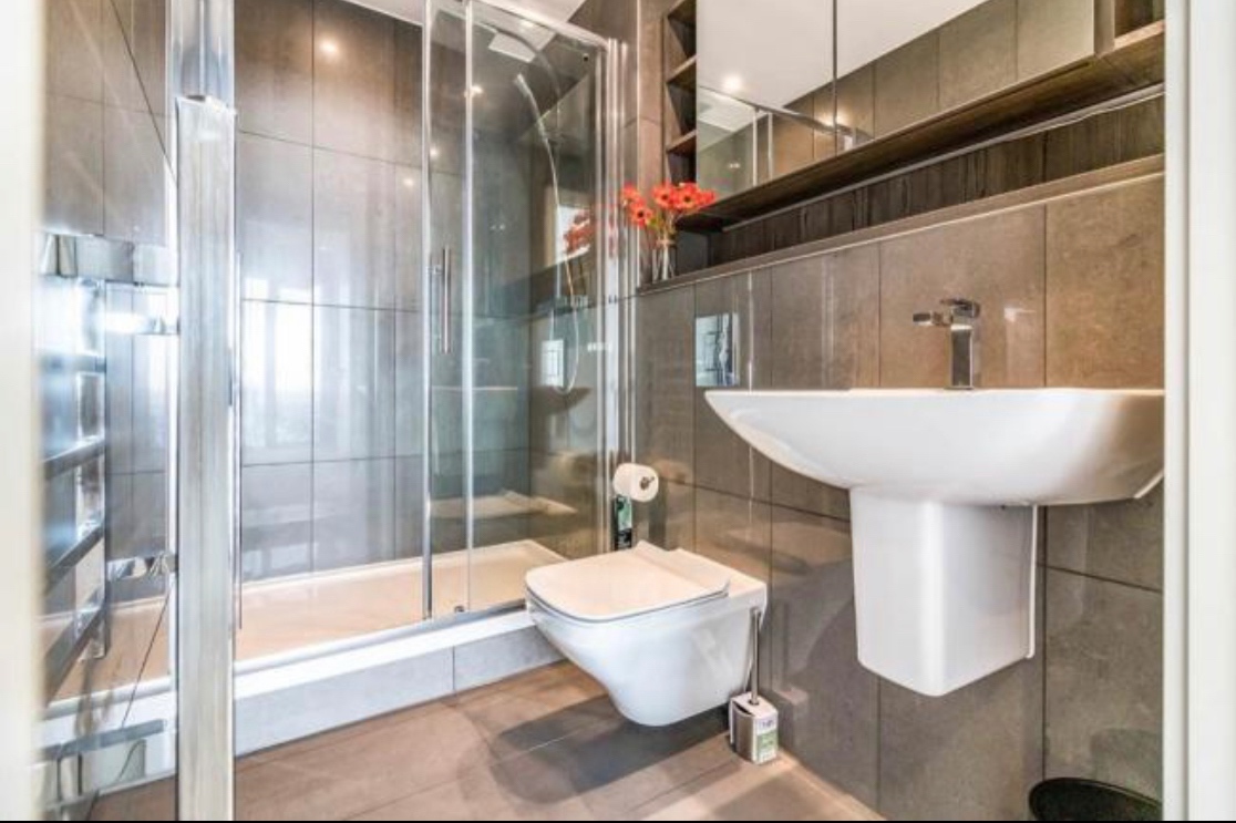 Additional image 9 of 2 Bed Flat, Own Street, M15, N1 7GU