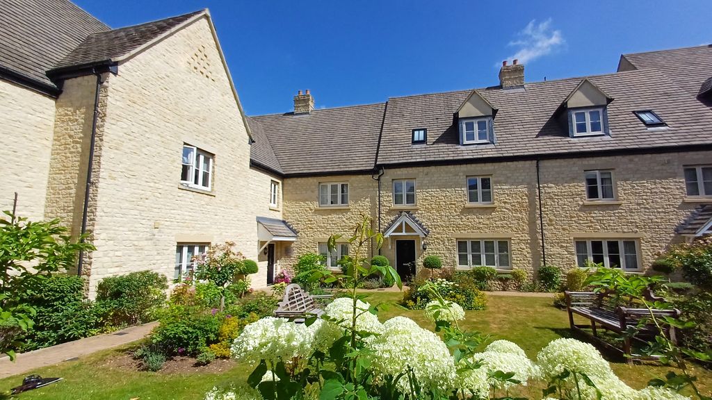 Additional image 24 of 3 bed flat for salePenhurst Gardens, Chipping Norton OX7