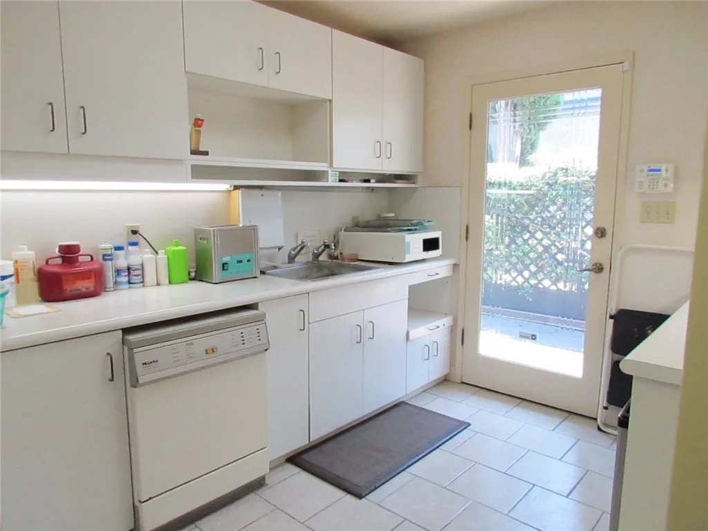 Additional image 31 of 756 G, Reedley, CA 93654