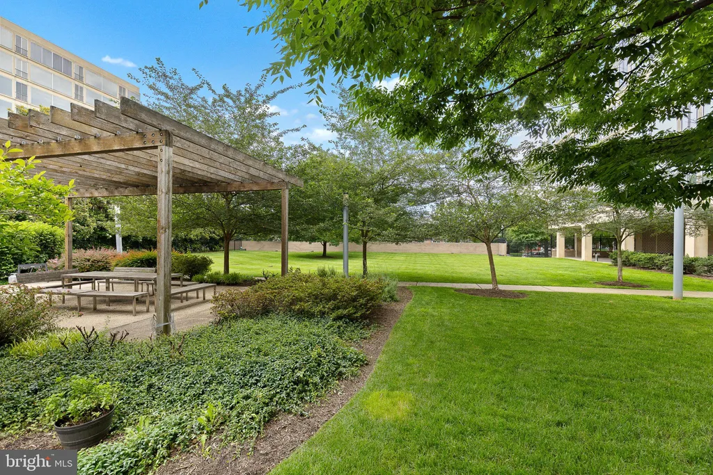 Additional image 30 of 1101 3rd Street SW Unit 312, Washington, DC 20024