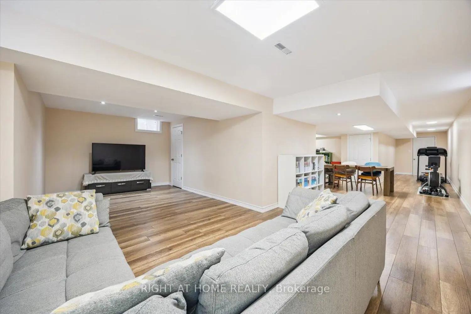 Additional image 17 of 166 Gardiner Drive