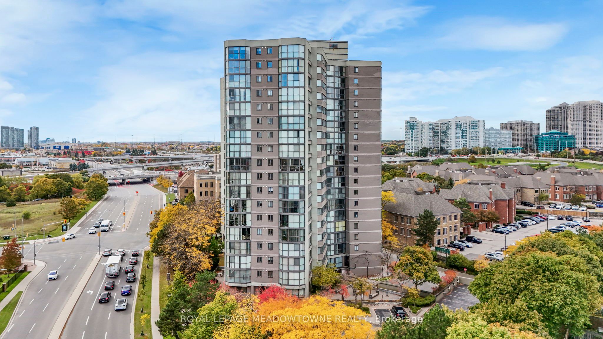 Additional image 3 of 204-4235 Sherwoodtowne Boulevard E, Mississauga, ON, L4Z 1W3
