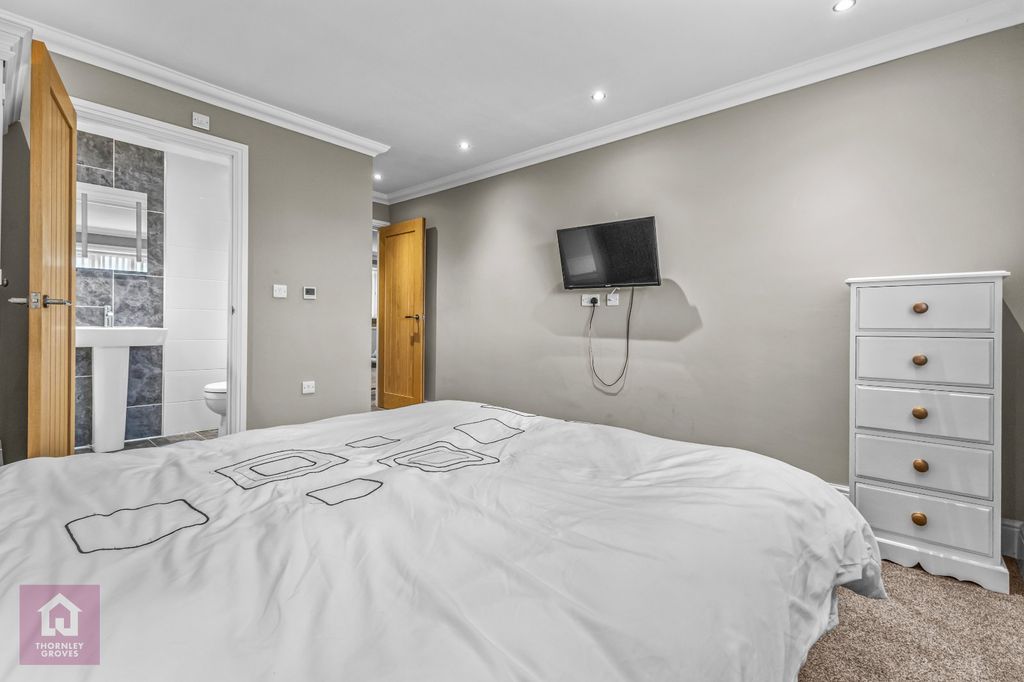 Additional image 22 of 6 bed detached house for saleMilldown Court, Connah's Quay, Deeside, Flintshire CH5
