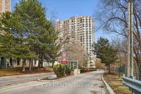 Additional image 8 of 802-3 Hickory Tree Road, Toronto, ON, M9N 3W5