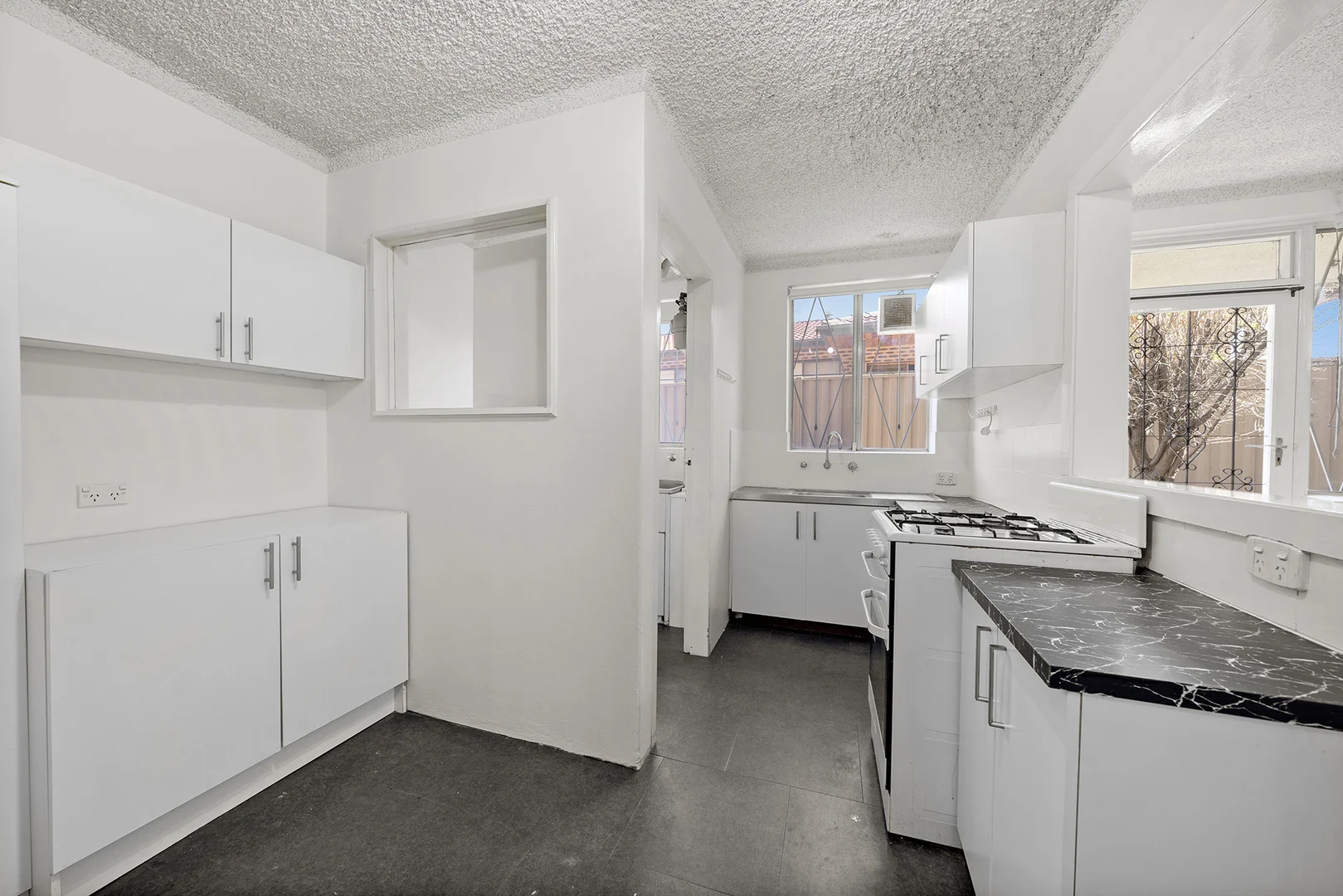 Additional image 3 of 1/36 Uriarra Road, Queanbeyan NSW 2620