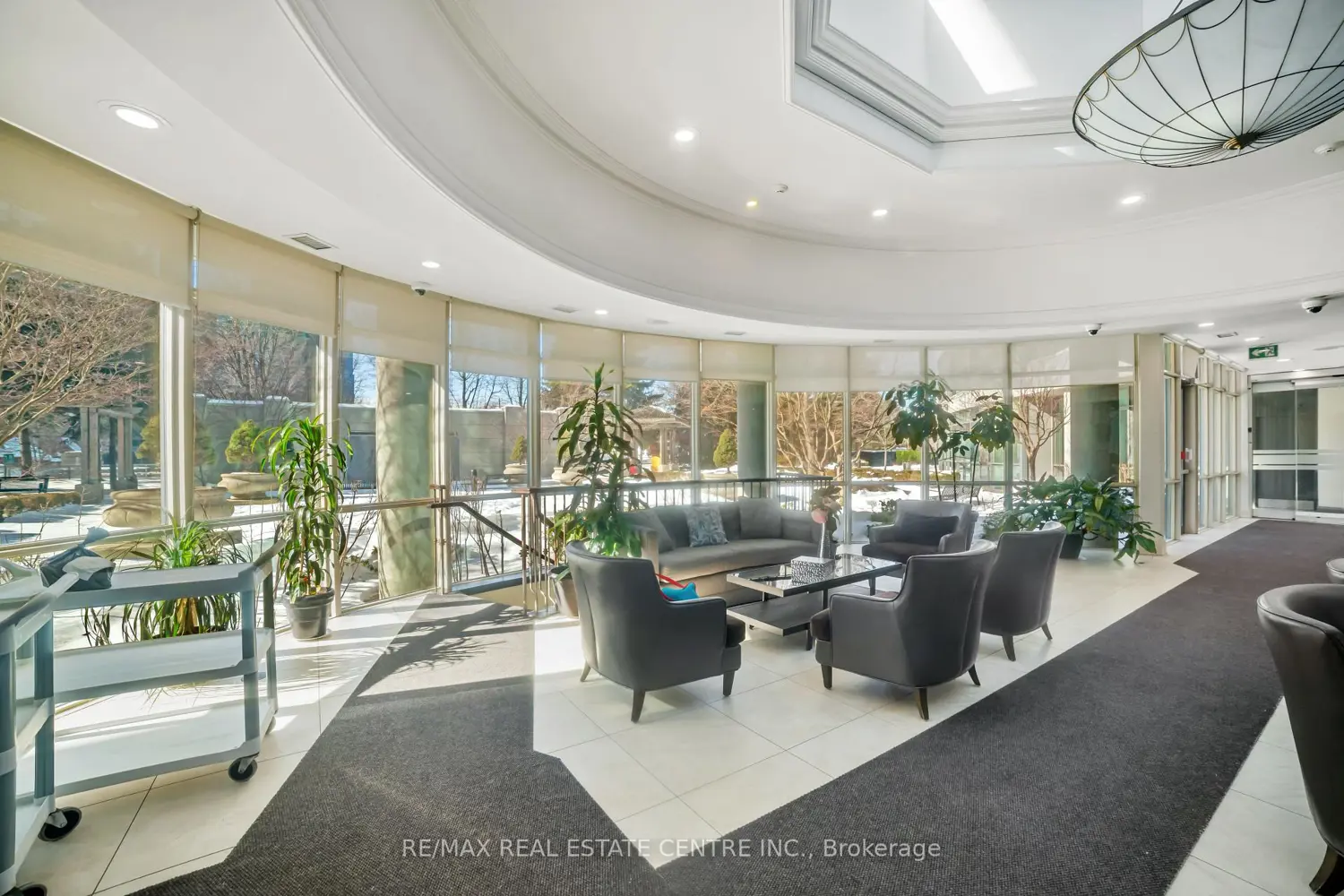 Additional image 16 of 30 Harrison Garden Boulevard 1605