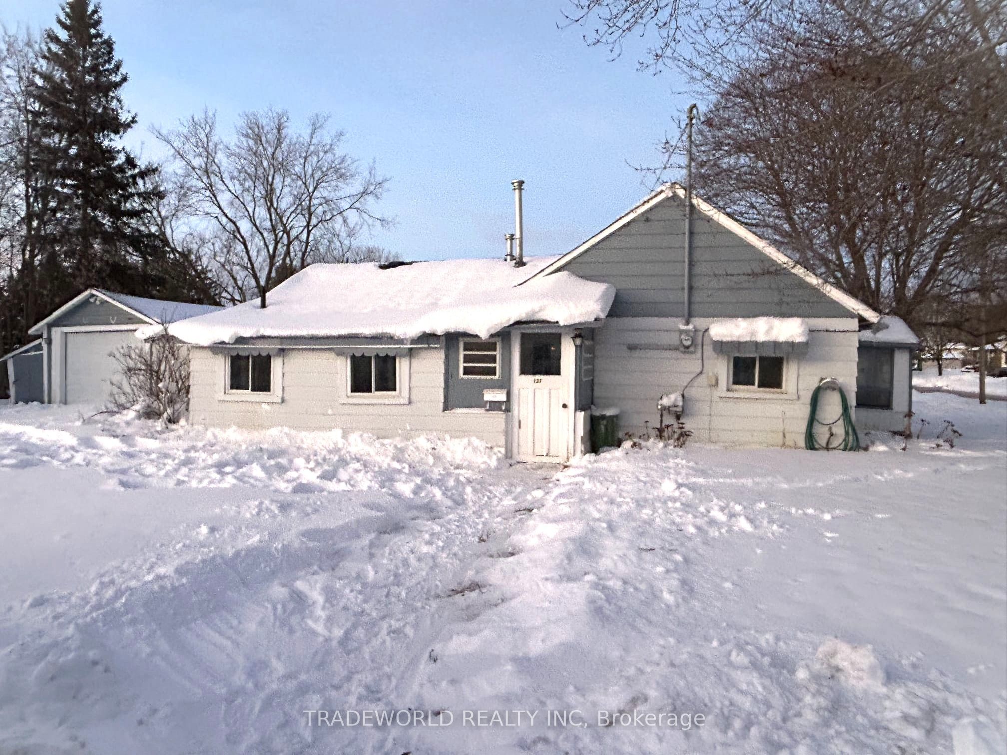 137 King Street, Kawartha Lakes, ON, K9V 1E2