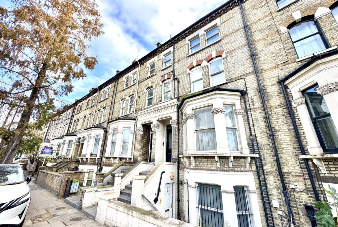 Additional image 6 of Bedsit, West Kensington, W14, W14 9DB