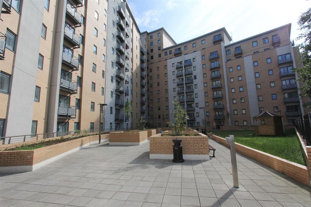 1 bed flat for saleAspect 14, Elmwood Lane LS2