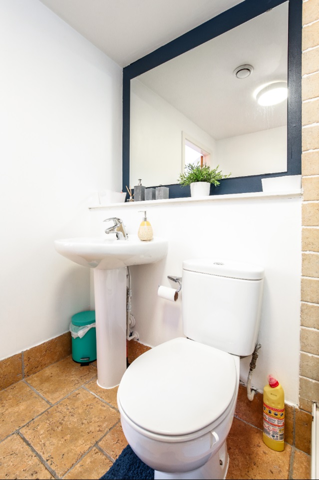 Additional image 17 of 2 Bed Flat, Blantyre Street, M15, N1 7GU