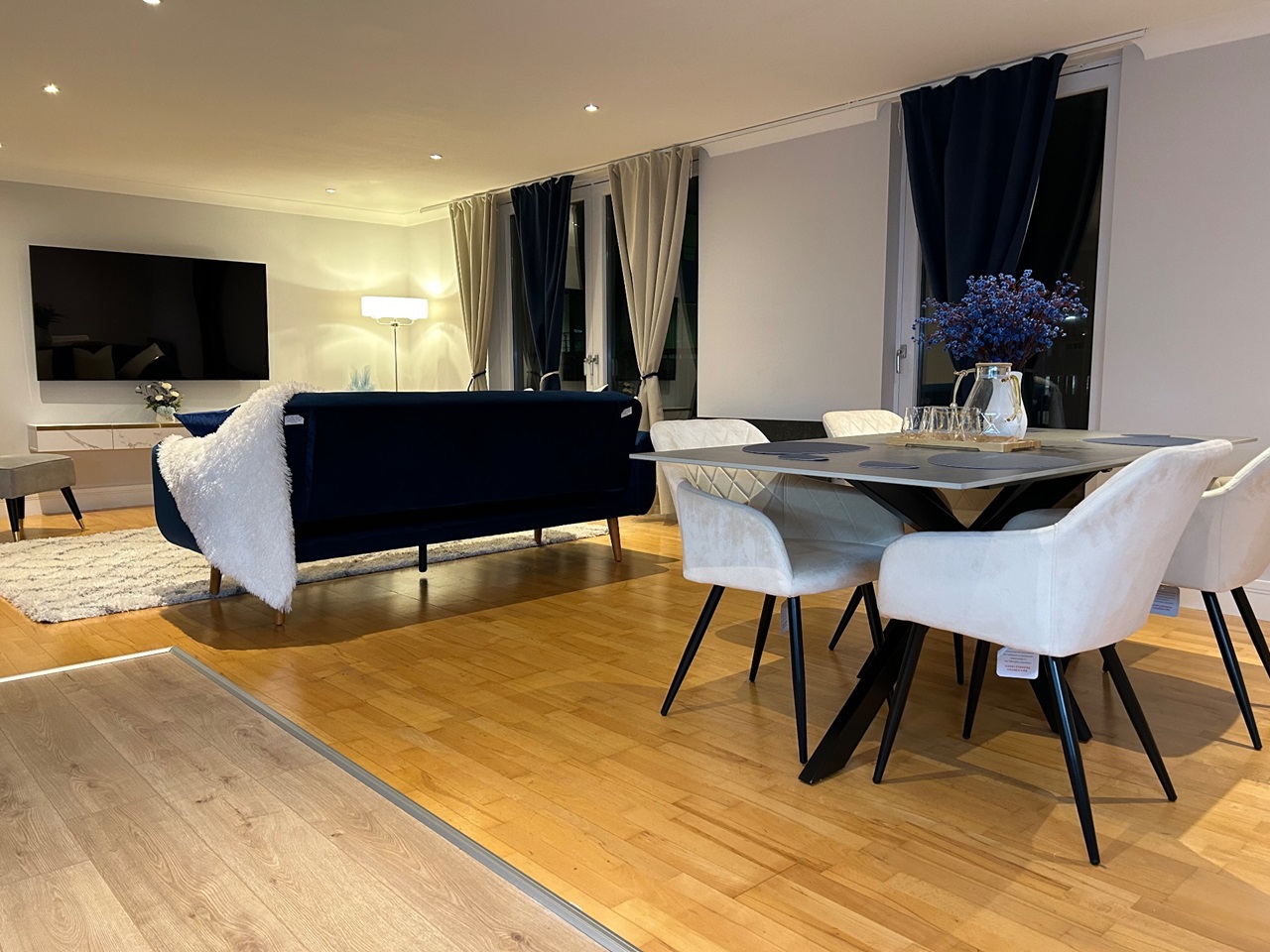 Additional image 5 of 2 Bed Flat, Argyle Street, G2, N1 7GU