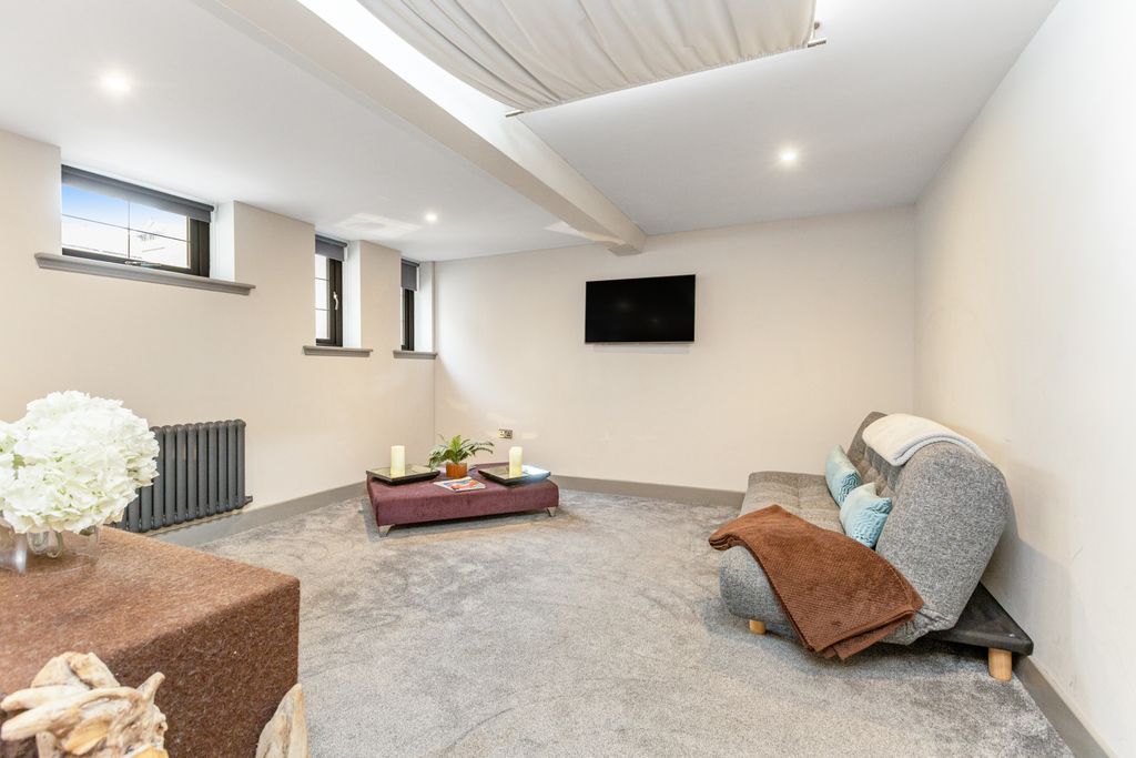 Additional image 12 of 4 bed flat for saleTrafalgar Lane, Leith, Edinburgh EH6