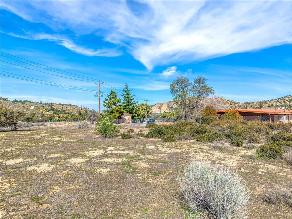 Additional image 116 of 3407 Hwy 2, Pinon Hills, CA 92372