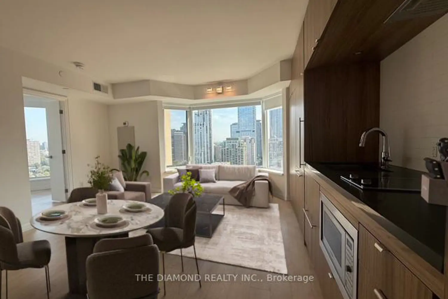 155 Yorkville Avenue 2104