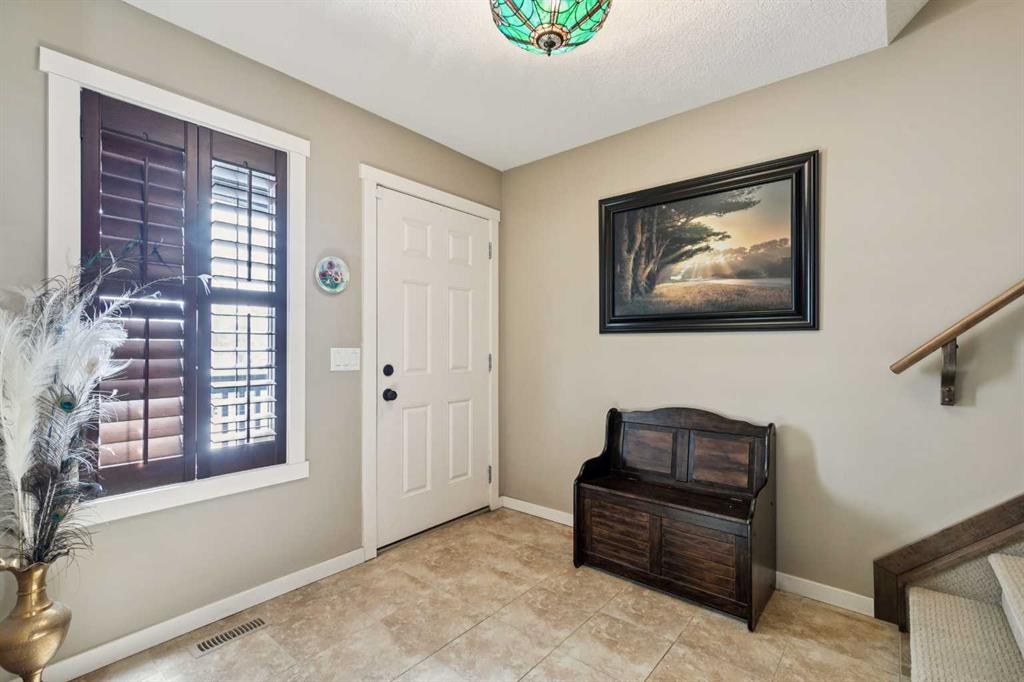 Additional image 6 of 23 Kingston View SE, Airdrie, AB, T4A 0K4