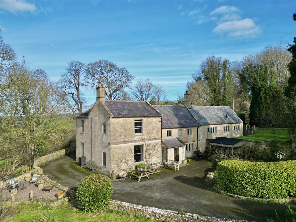 4 bed country house for saleBox Hill, Corsham SN13