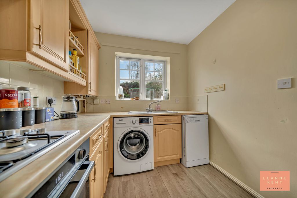Additional image 12 of 3 bed semi-detached house for saleStryd Hywel Harris, Ystrad Mynach CF82