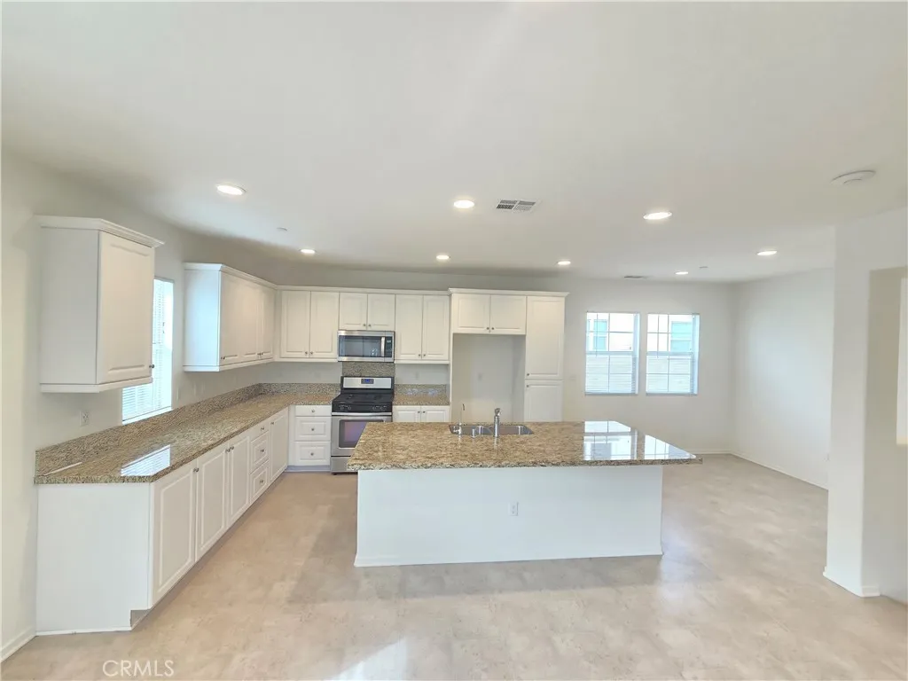 Additional image 26 of 879 Iris Way Unit A, Azusa, CA 91702