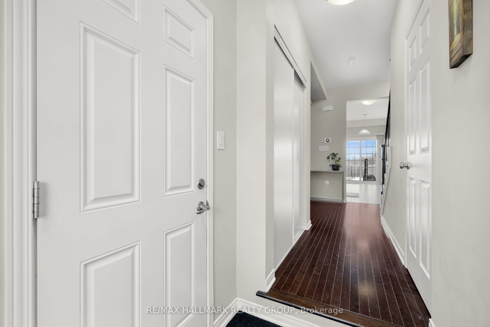 Additional image 2 of 132 Laramie Crescent, Ottawa, ON, K2J 5Z8