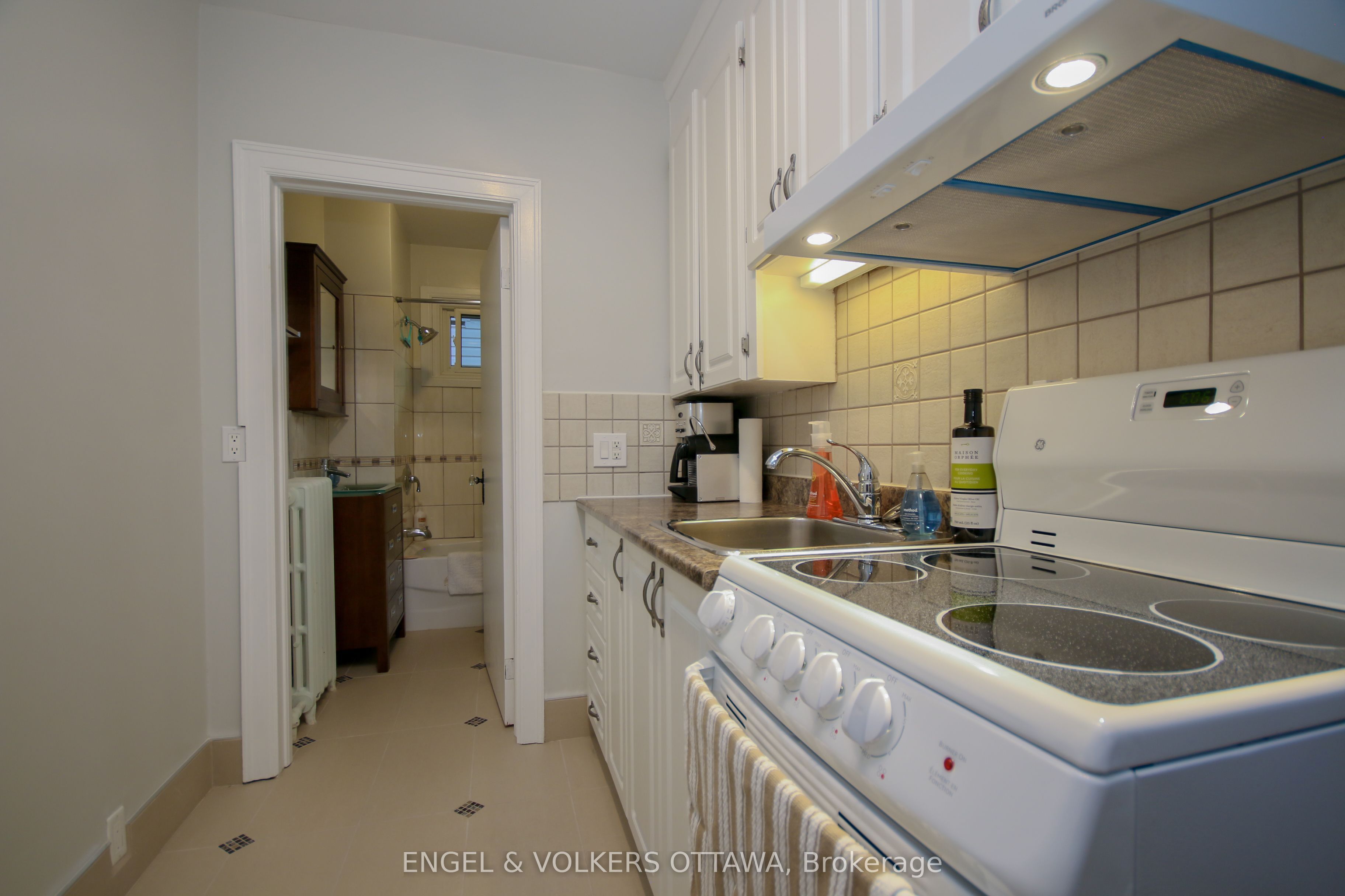 Additional image 6 of 4-29 Argyle Avenue, Ottawa, ON, K2P 1B3