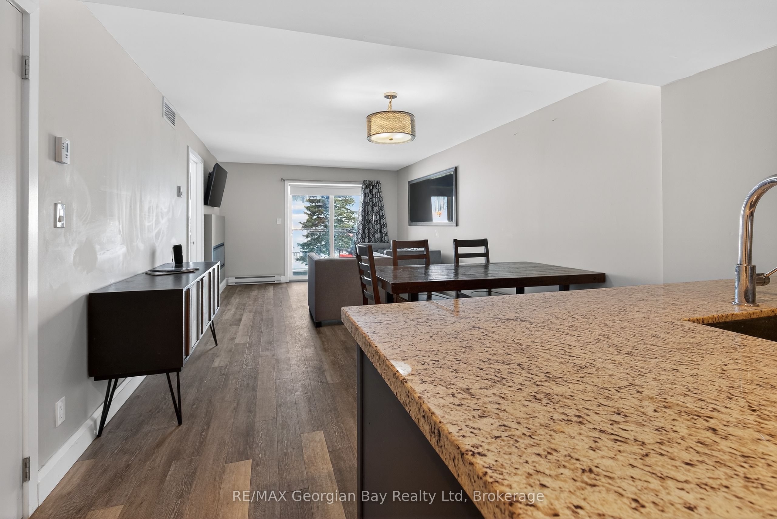 Additional image 5 of 102 - 80 Horseshoe Boulevard, Oro-medonte, ON, L4M 4Y8