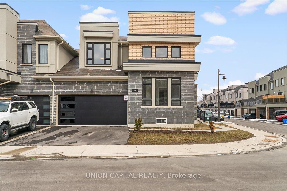 11 Sailors Landing, Clarington, ON, L1C 7G4