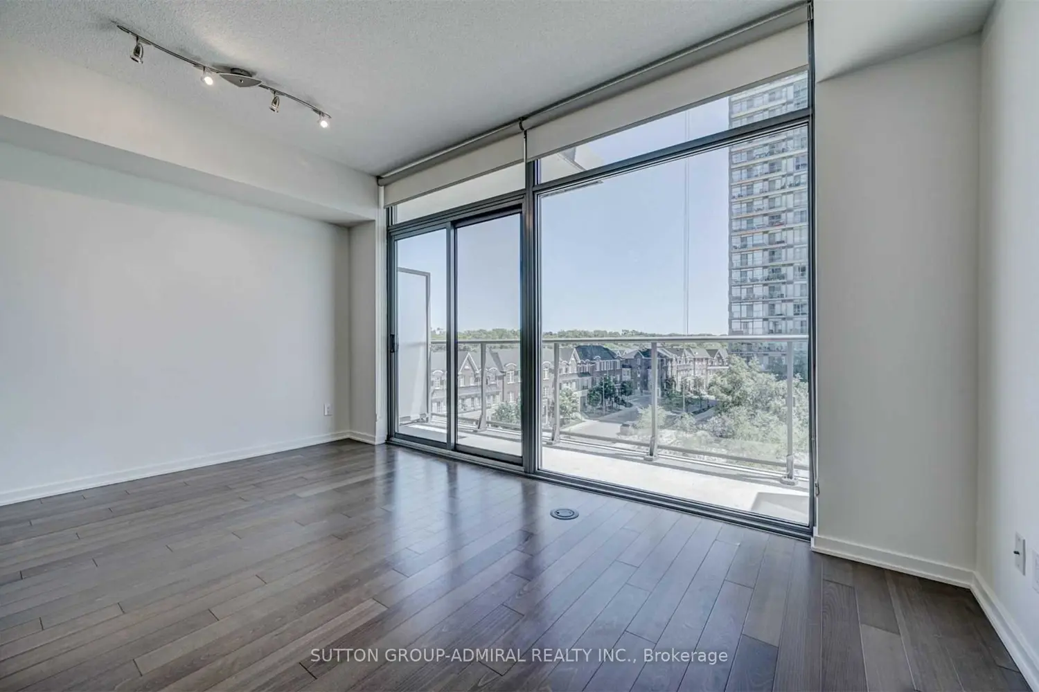 Additional image 3 of 105 The Queensway Avenue 413
