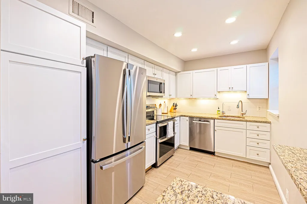 Additional image 17 of 3400 39th Street NW Unit A715, Washington, DC 20016