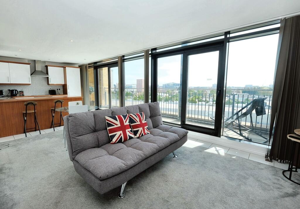 2 Bed Penthouse, Middlewood Street, M5, N1 7GU