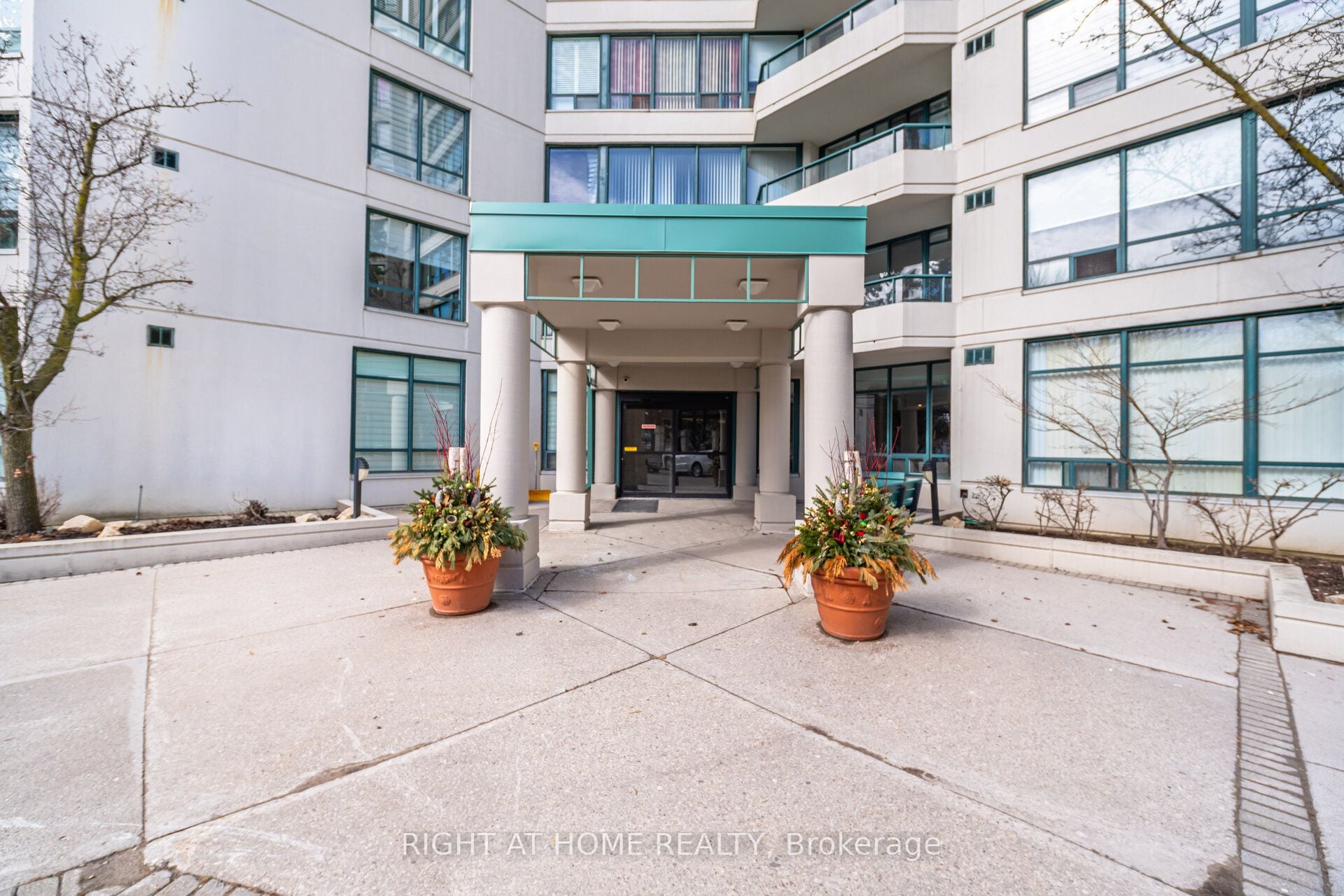 Additional image 2 of 711-120 Promenade Circle, Vaughan, ON, L4J 7W9