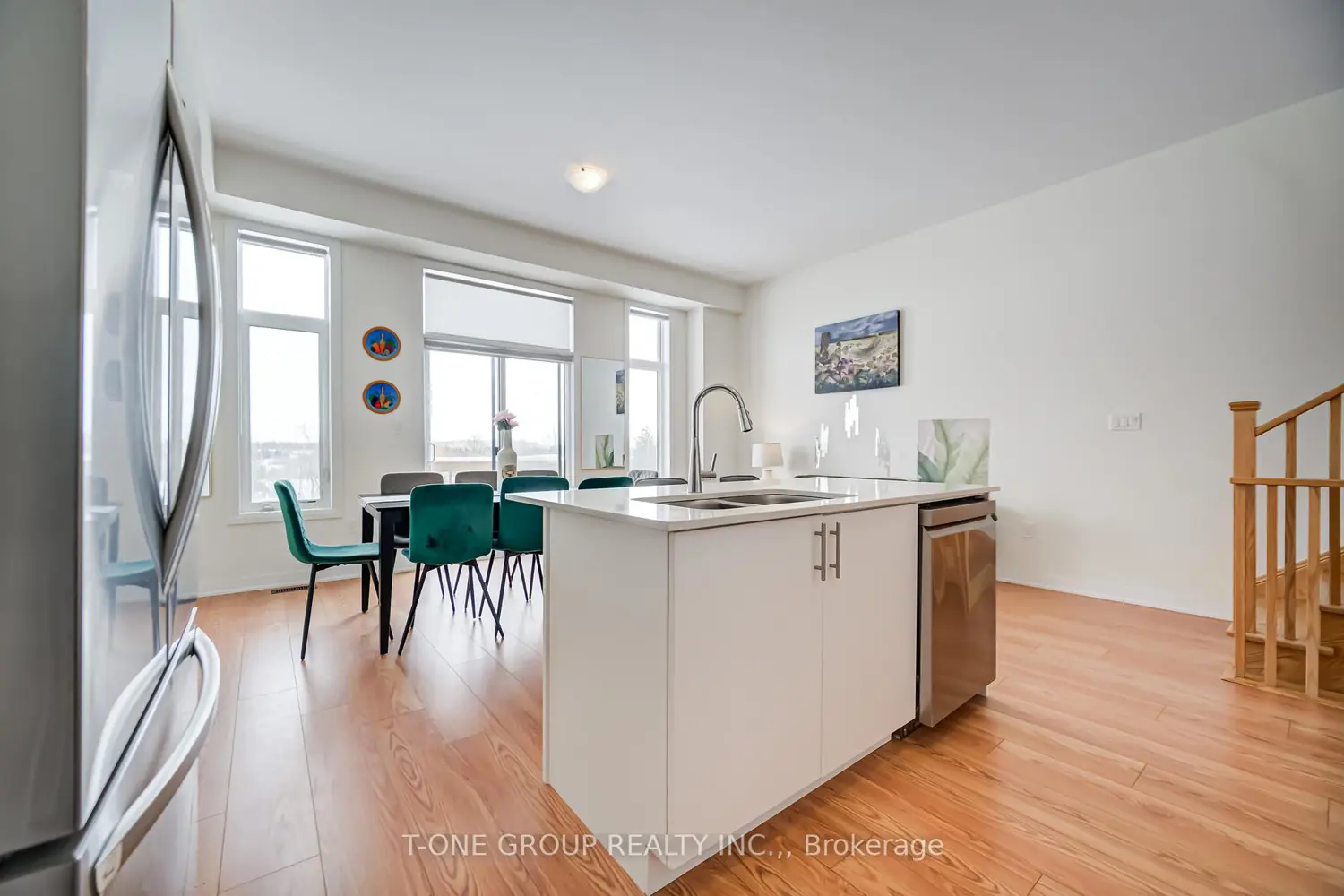 83 Millman Lane photo 3
