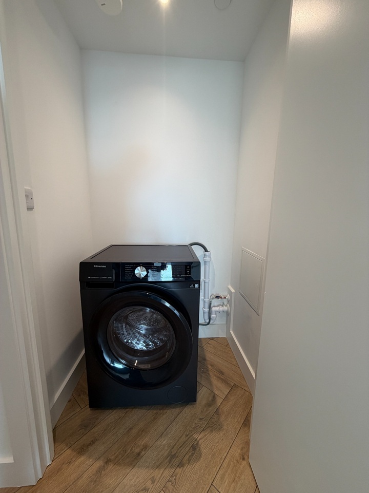 Additional image 5 of 2 Bed Flat, Port St, M1, N1 7GU