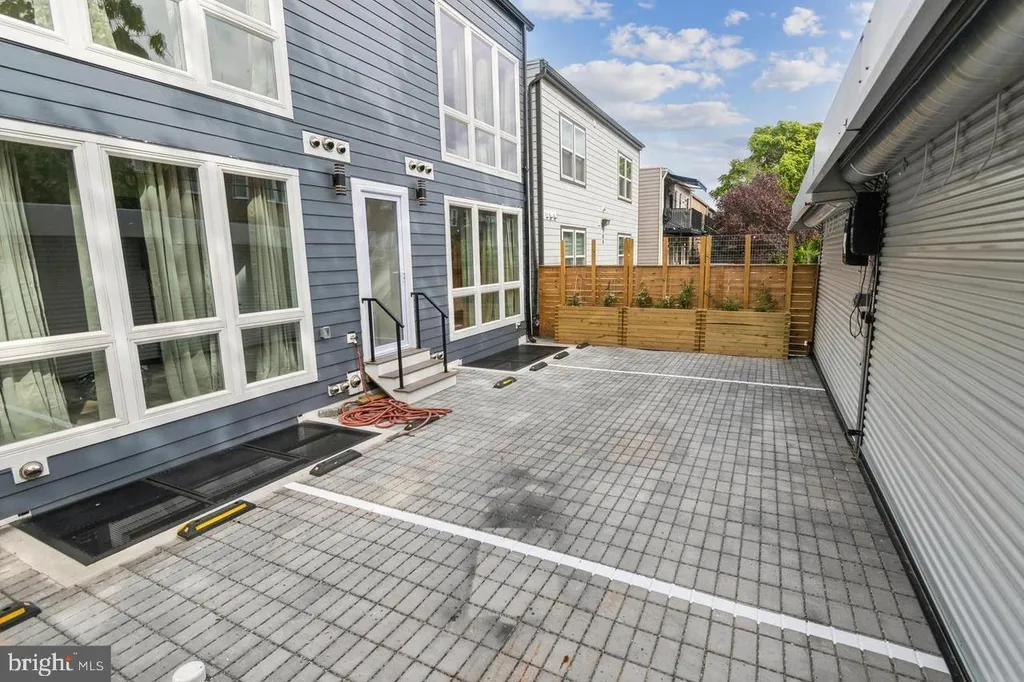 705 Quincy Street NE Unit 4A, Washington, DC 20017