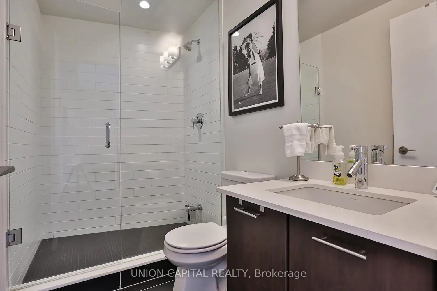 Additional image 15 of 20 Bruyeres Mews 1103