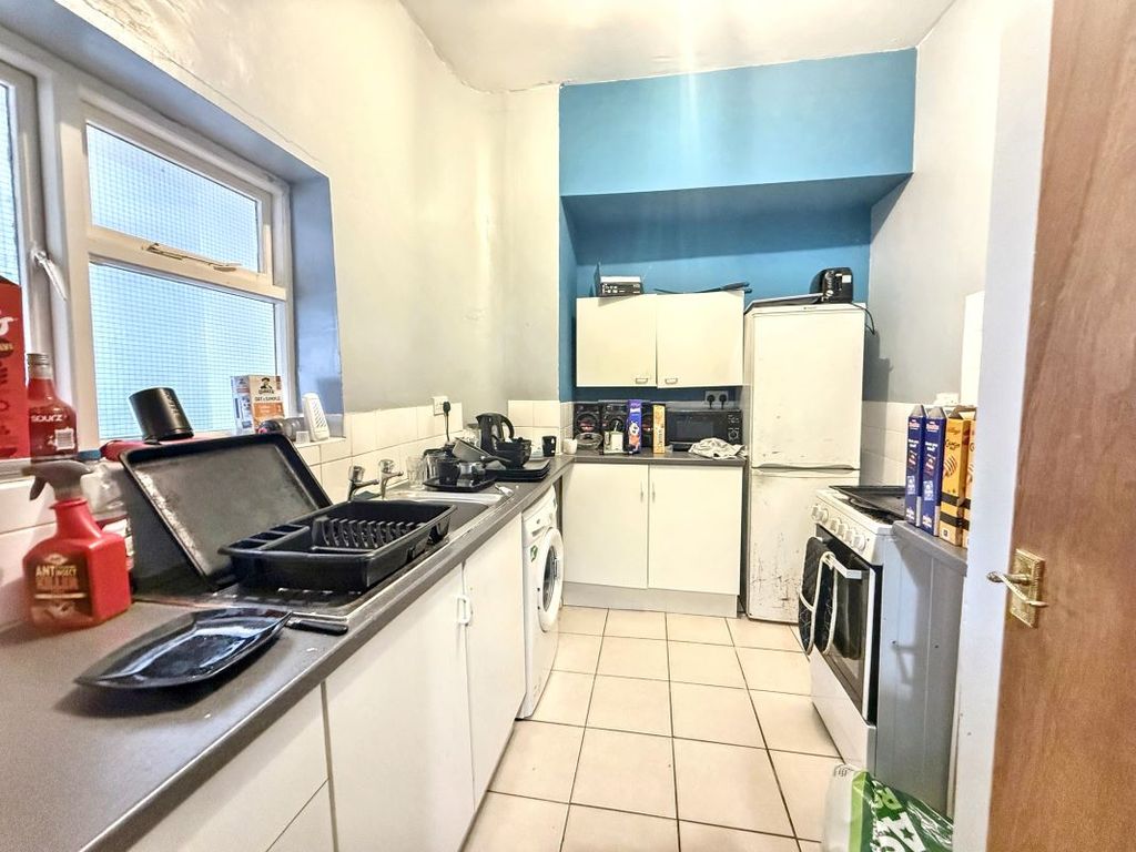 Additional image 2 of 10 bed flat for sale36A-36E High Street, Blaina NP13