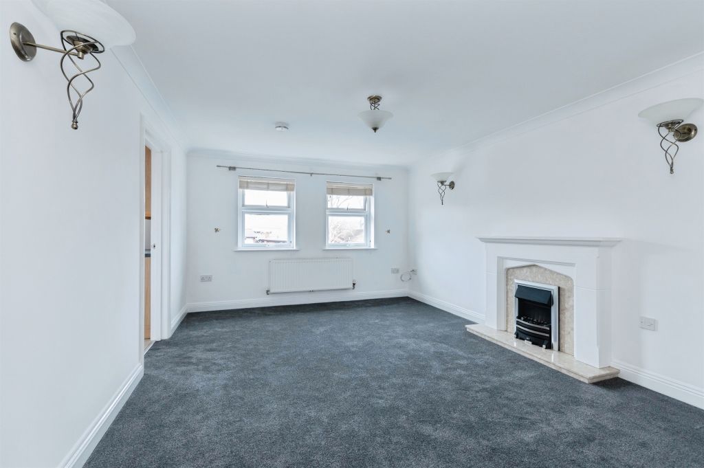 Additional image 2 of 2 bed flat for saleDewlands Way, Verwood BH31