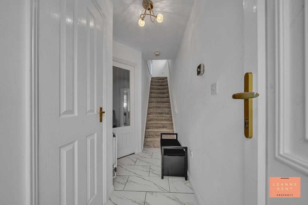 Additional image 6 of 3 bed semi-detached house for saleStryd Hywel Harris, Ystrad Mynach CF82