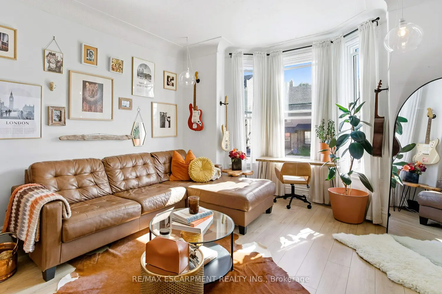 249 Bay Street photo 2