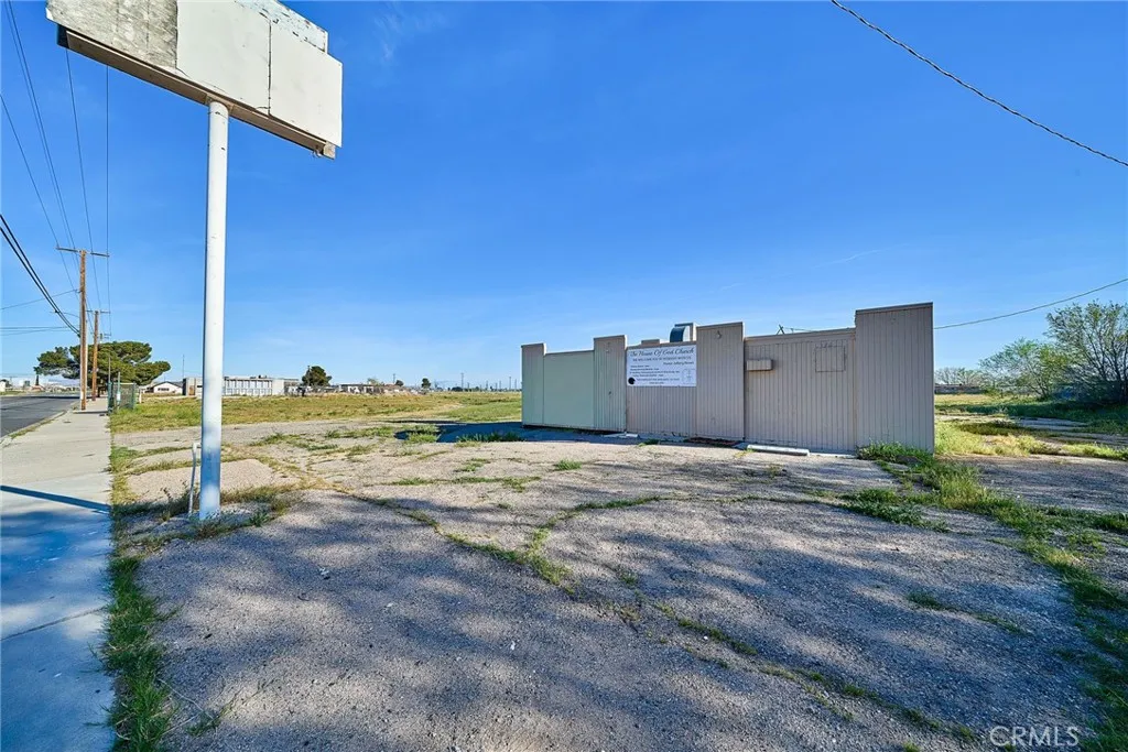 Additional image 26 of 11833 Bartlett Ave, Adelanto, CA 92301